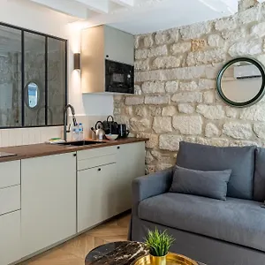 Lavie Maison A C & Sauna Paris