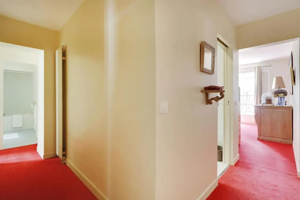 Apartamento Sejour Au Pied De La Tour Eiffel París